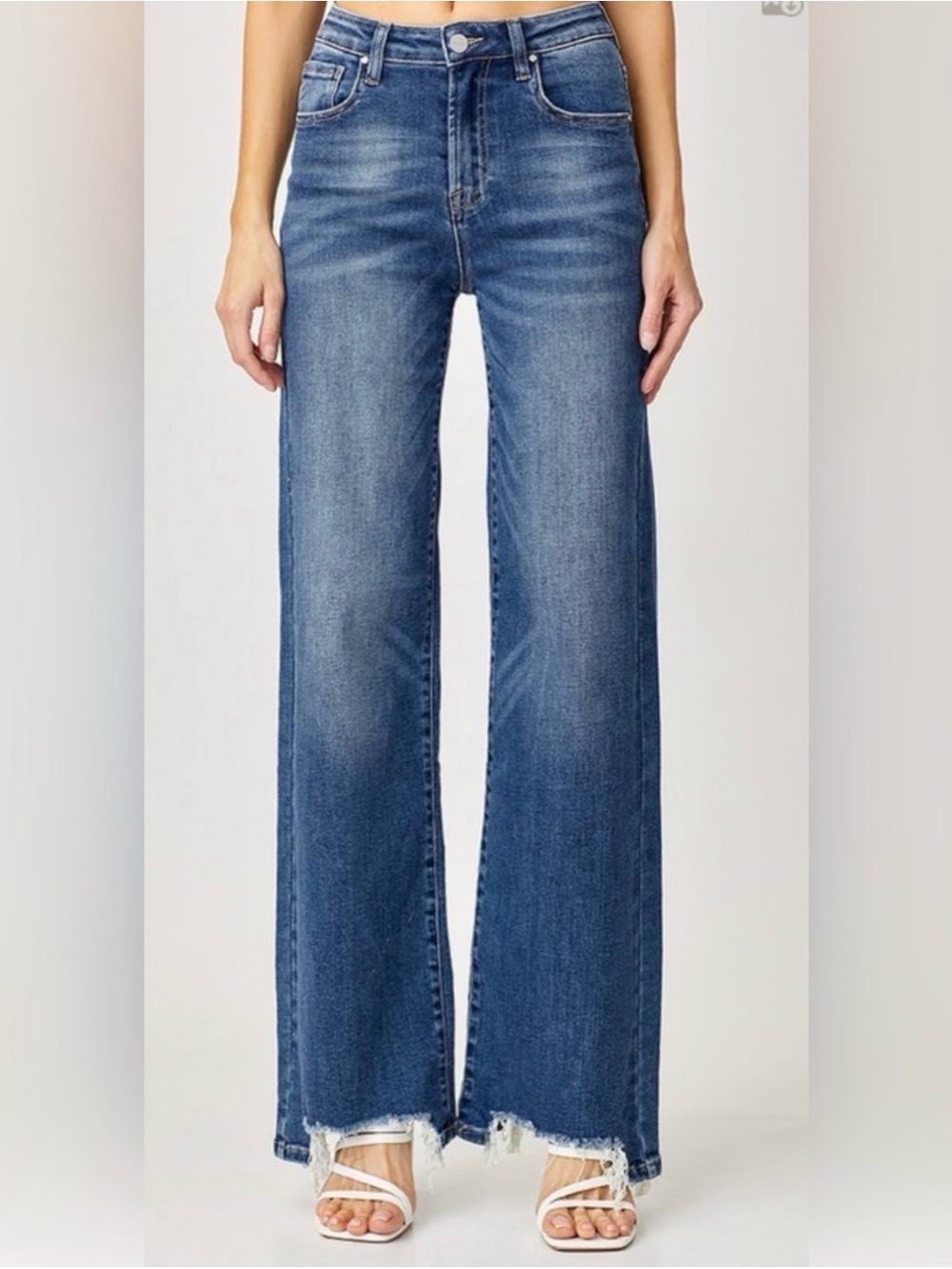 RISEN Los Angeles High Rise Straight Leg Jeans Size 29 / 9 Light Wash